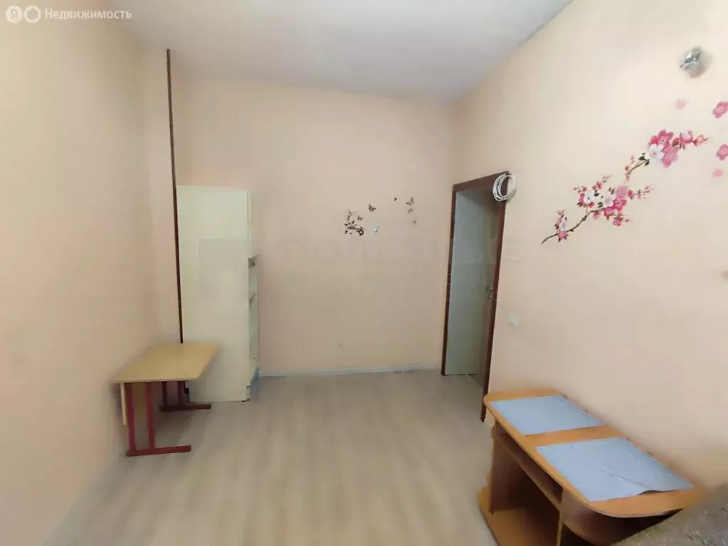 1к в 3-комнатной квартире (13 м) - Фото 0