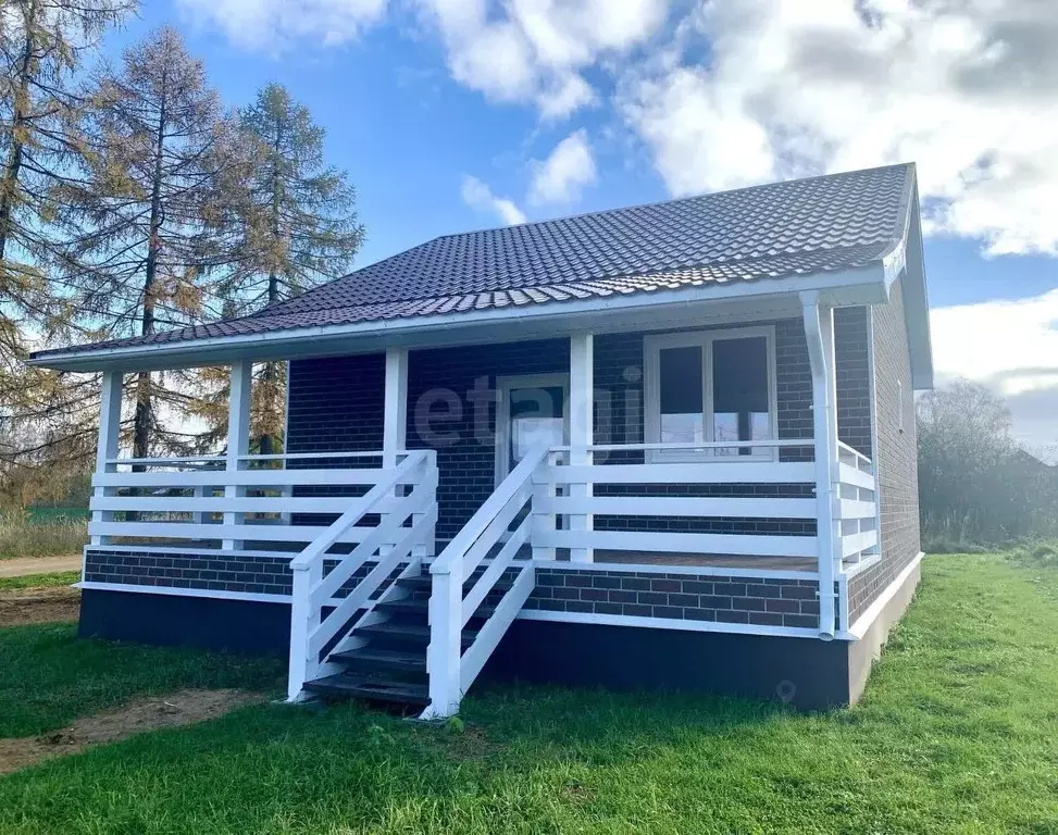 Дом в Ярославская область, Некрасовское с/пос, д. Басова  (88 м) - Фото 1