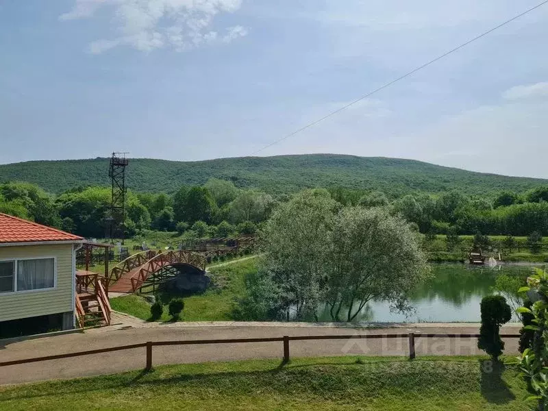 Дом в Краснодарский край, Абинское городское поселение, Шапсугская ... - Фото 1