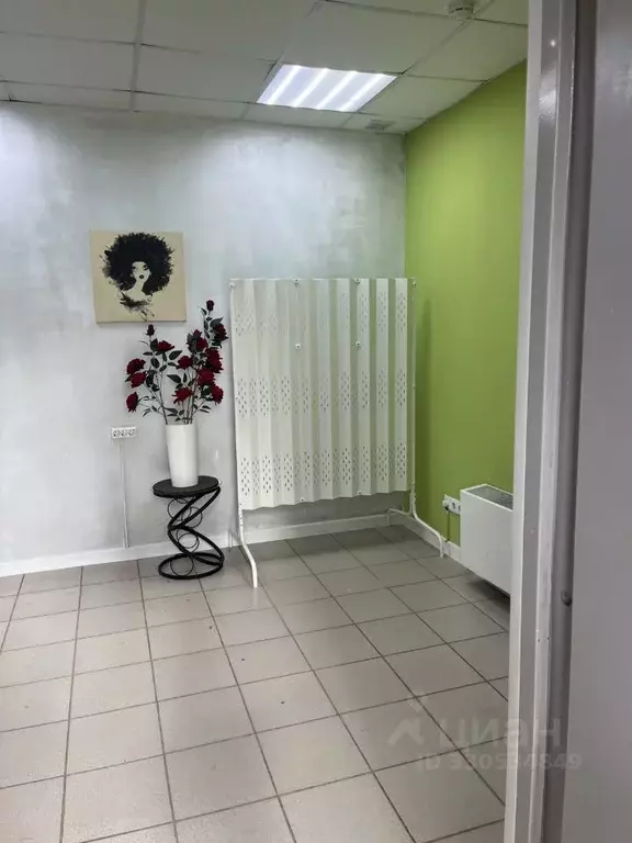 Помещение свободного назначения в Москва Челобитьевское ш., 12к2 (8 м) - Фото 1