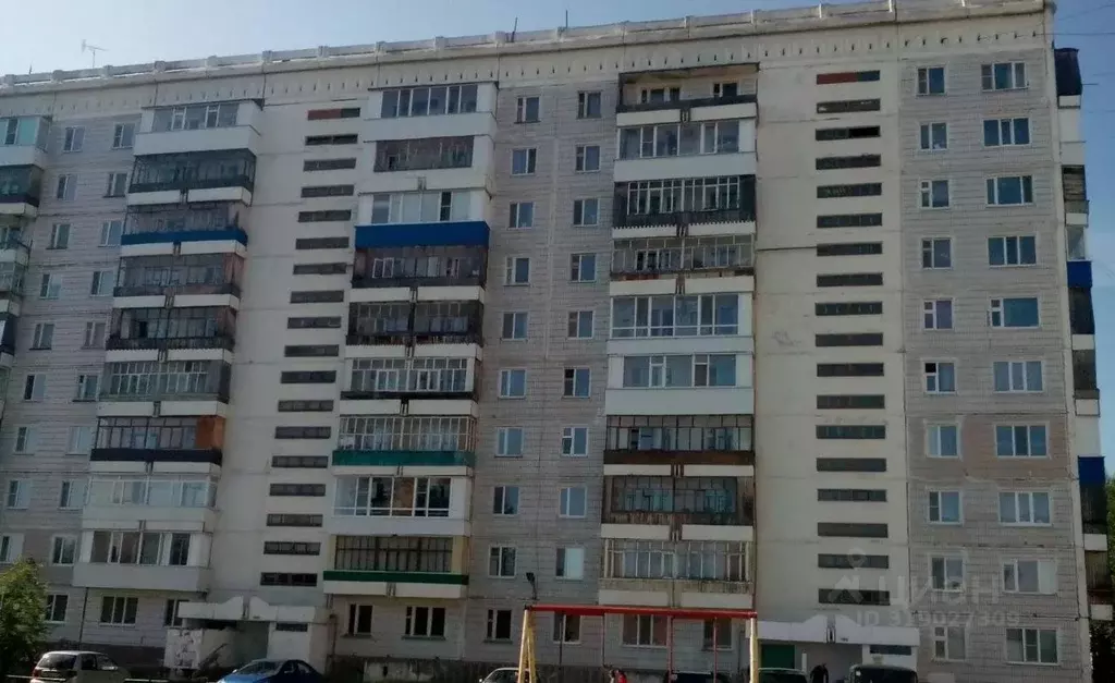 4-к кв. Томская область, Стрежевой Сибирская ул., 26 (71.1 м) - Фото 0