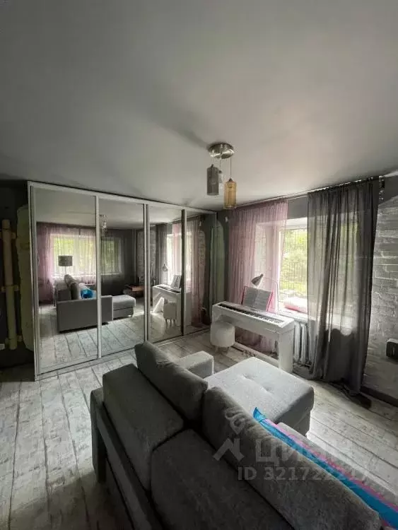 1-к кв. Омская область, Омск просп. Космический, 37 (30.1 м) - Фото 2