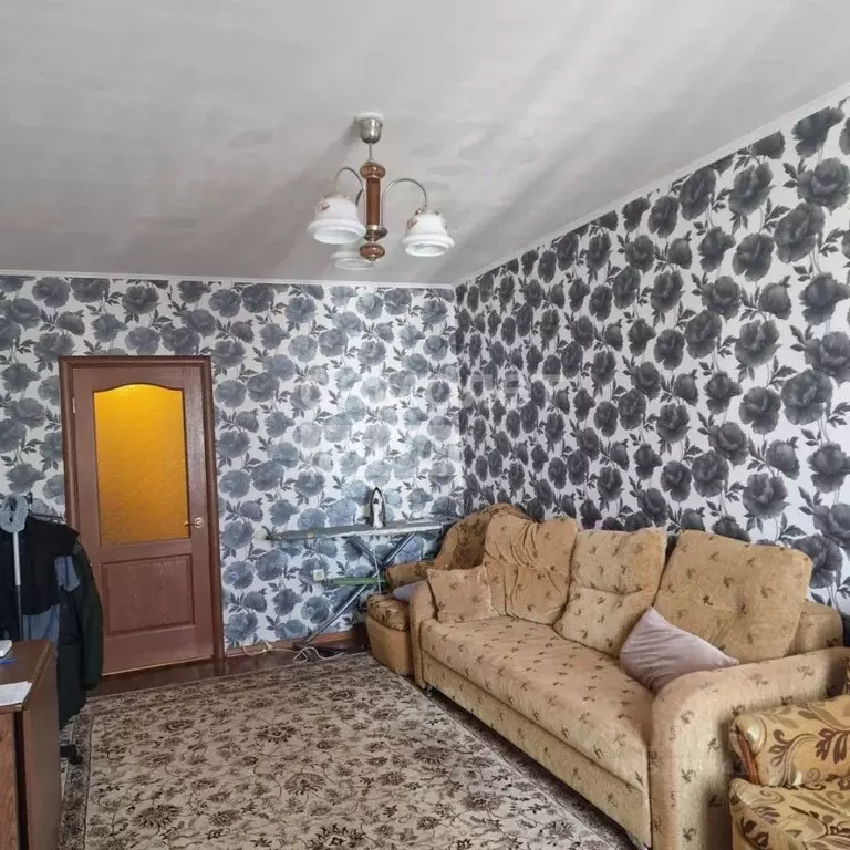 3-к кв. Курская область, Курск просп. Вячеслава Клыкова, 6 (76.5 м) - Фото 1