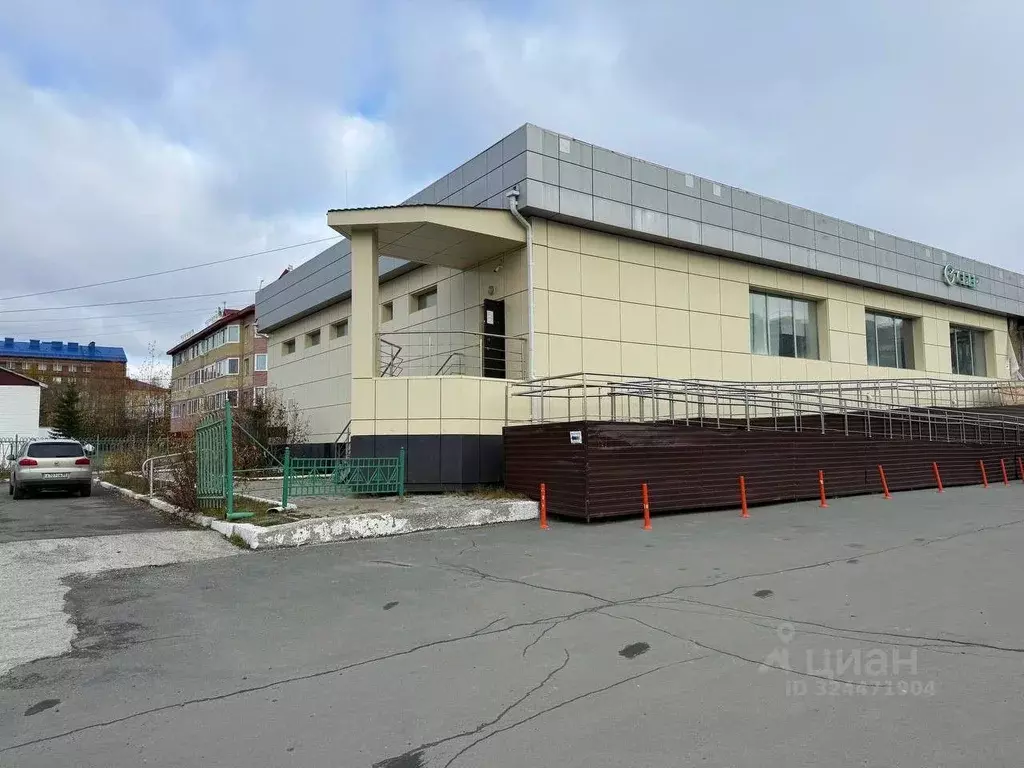 Офис в Ямало-Ненецкий АО, Лабытнанги Школьная ул., 19 (175 м) - Фото 1
