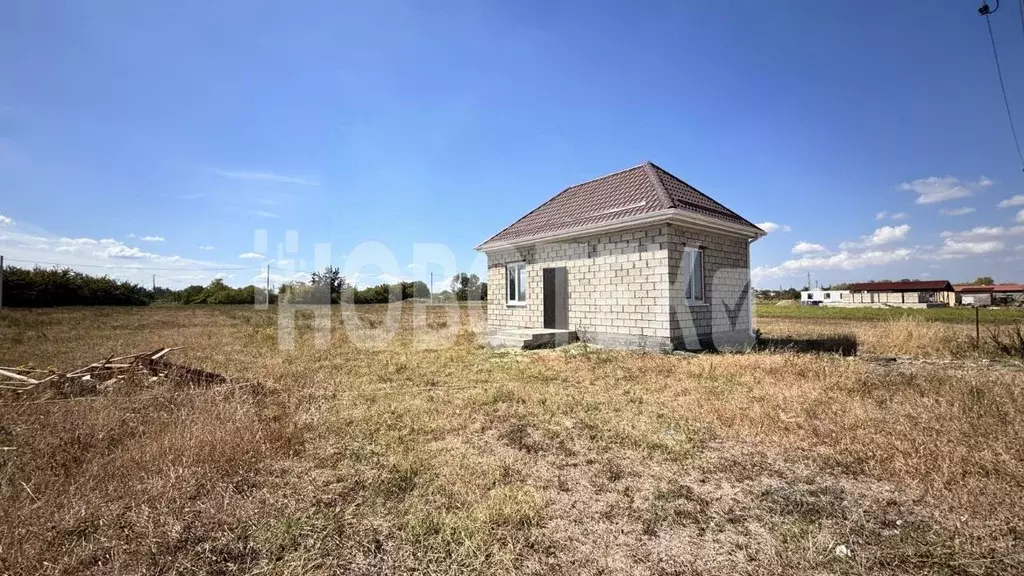 Дом в Краснодарский край, Крымский район, Киевское с/пос, с. ... - Фото 1