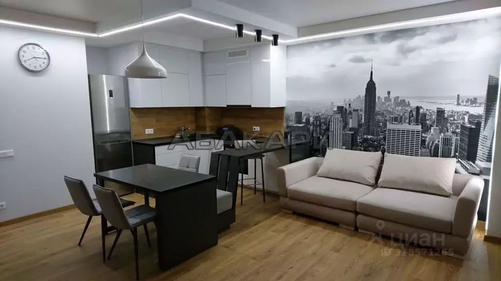 3-к кв. Красноярский край, Красноярск ул. Молокова, 28А (77.0 м) - Фото 0