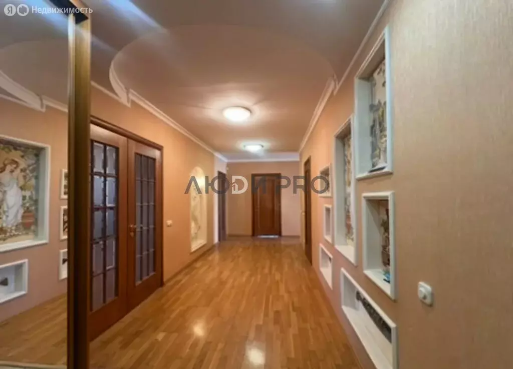 4-комнатная квартира: Уфа, улица Карла Маркса, 53/1 (160 м) - Фото 1