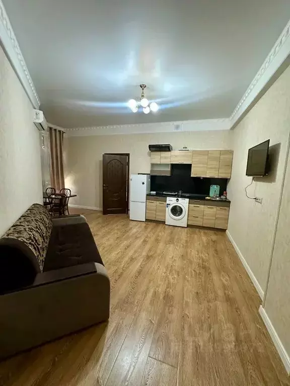 1-к кв. Дагестан, Каспийск просп. Акулиничева, 3 (43.0 м) - Фото 0