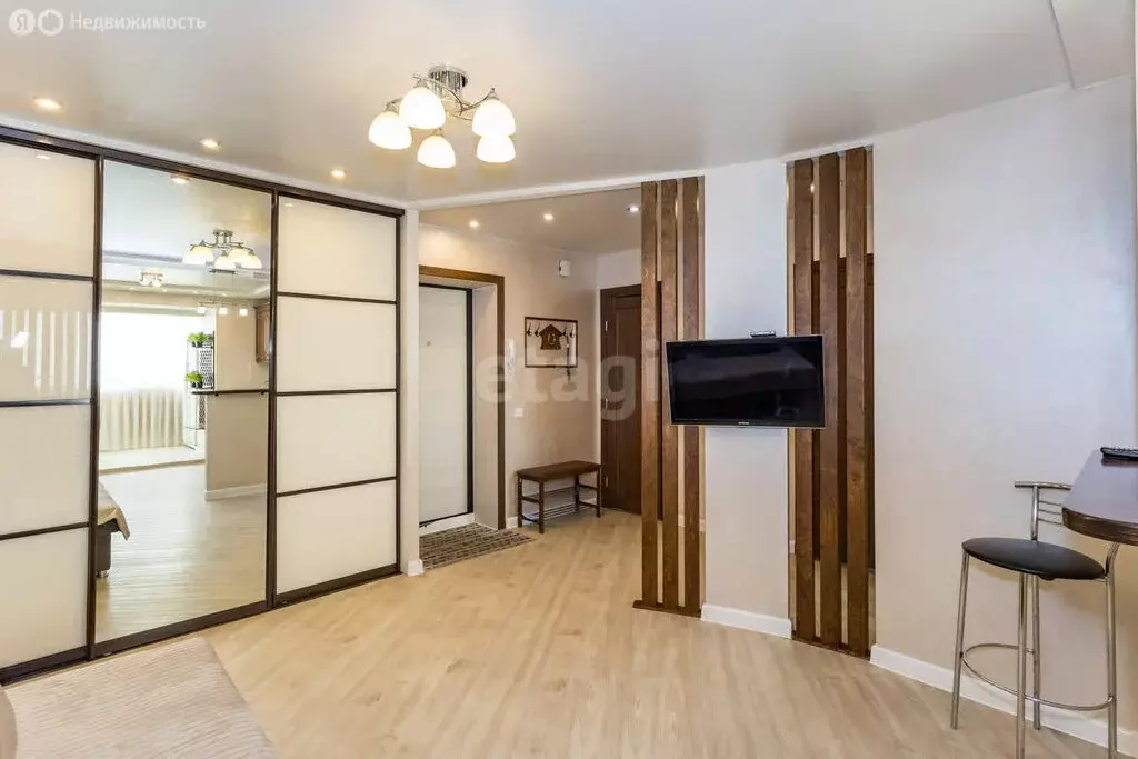 2-комнатная квартира: Благовещенск, улица Горького, 163 (55.9 м) - Фото 1