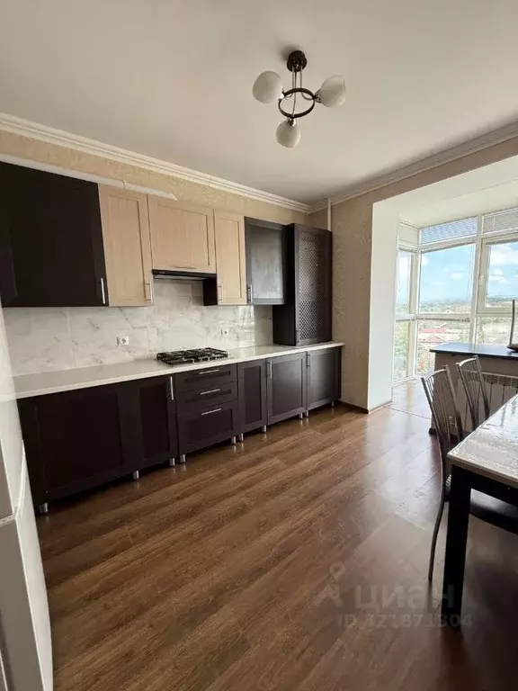 2-к кв. Северная Осетия, Владикавказ просп. Доватора, 89 (75.0 м) - Фото 0