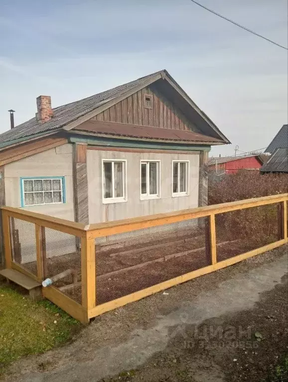 Дом в Свердловская область, Талицкий муниципальный округ, д. Белая ... - Фото 0