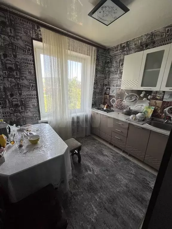 2-к. квартира, 50 м, 5/5 эт. - Фото 1