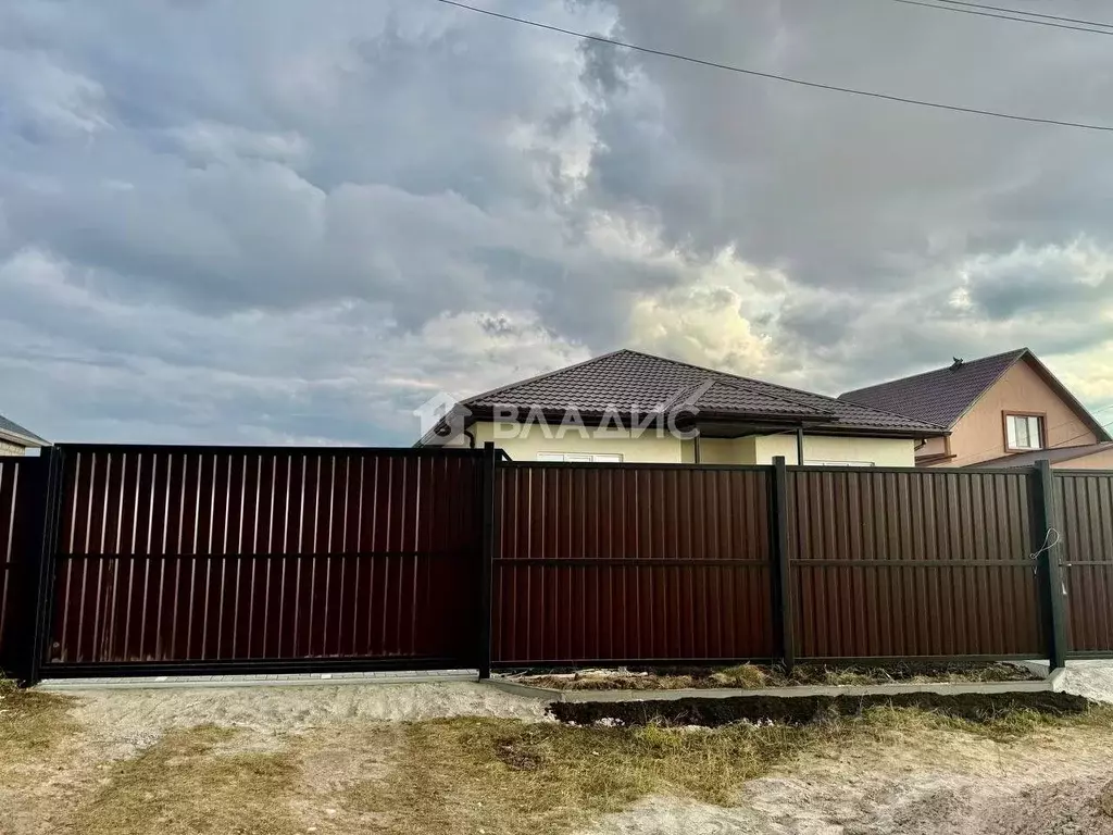 Дом в Белгородская область, Белгородский район, Беловское с/пос, с. ... - Фото 2