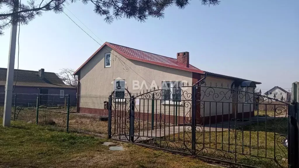 Дом в Калининградская область, Гурьевский муниципальный округ, пос. ... - Фото 1