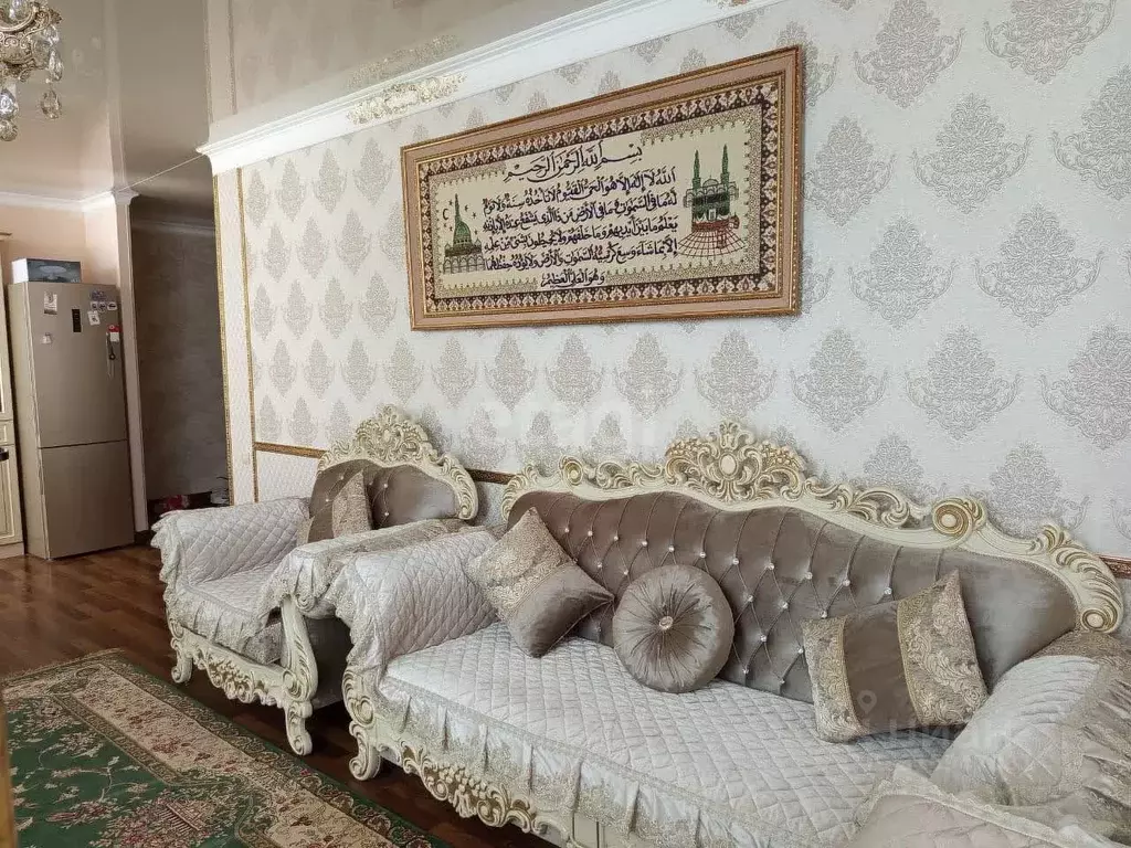 2-к кв. Карачаево-Черкесия, Черкесск Октябрьская ул., 392В (76.8 м) - Фото 0