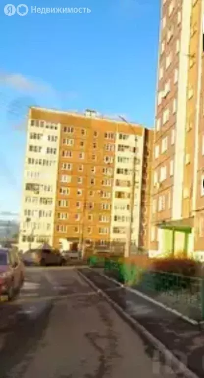 3-комнатная квартира: Ижевск, Ленинградская улица, 118 (50 м) - Фото 1