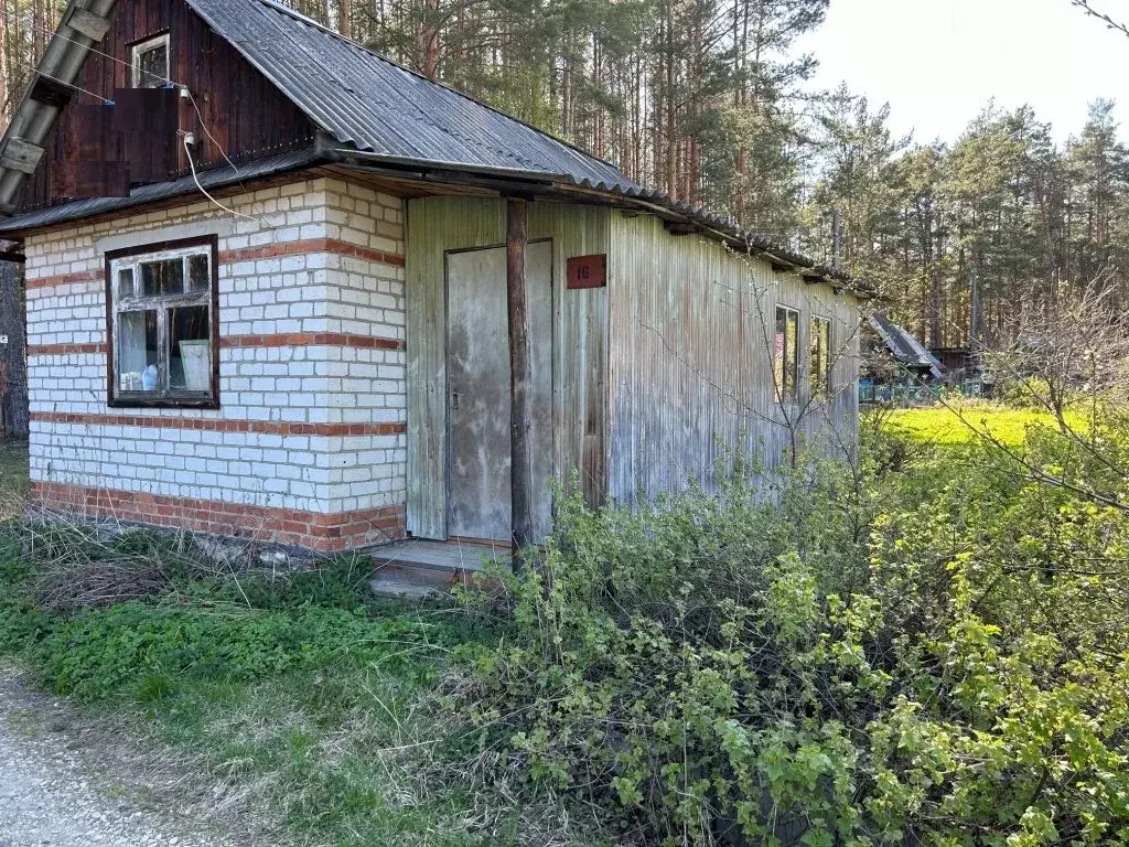Дом в Свердловская область, Сысертский муниципальный округ, Ясная ... - Фото 0