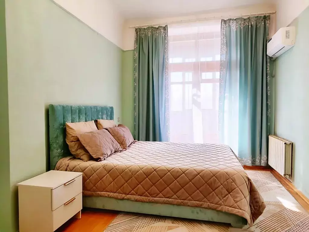 4-к кв. Иркутская область, Иркутск ул. Ленина, 25 (86.0 м) - Фото 1