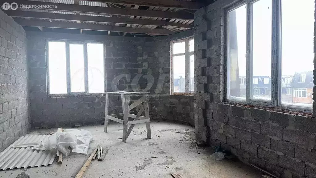 3-комнатная квартира: Махачкала, улица Эльзы Ибрагимовой, 31Бк5 (121.3 ... - Фото 1