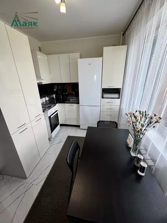 1-к. квартира, 41 м, 7/10 эт. - Фото 0