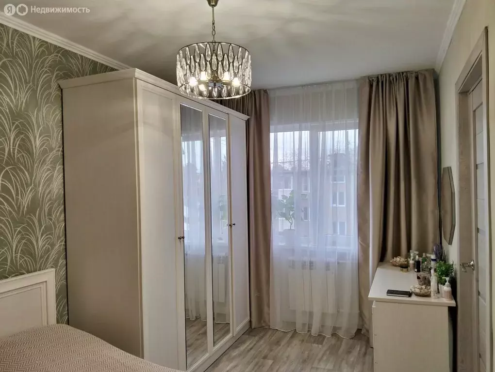 2-комнатная квартира: посёлок городского типа Ильинский, улица ... - Фото 1