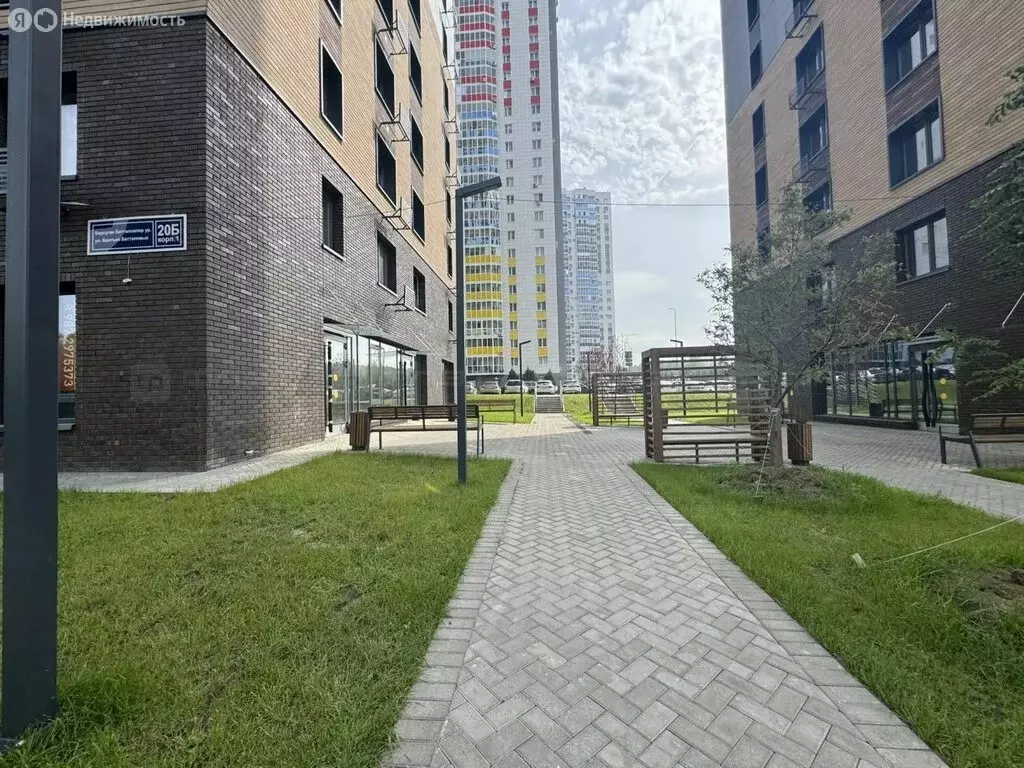 1-комнатная квартира: Казань, улица Братьев Батталовых, 20Б (39.8 м) - Фото 2