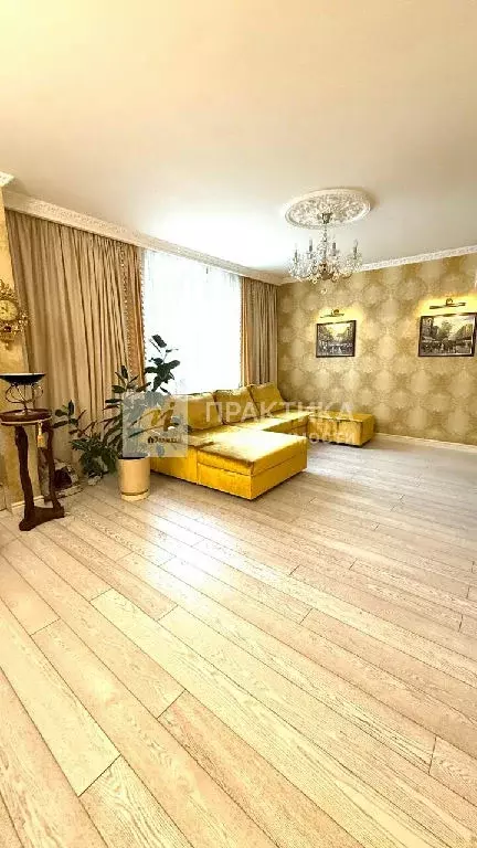 Продается 4-комнатная квартира - Фото 1