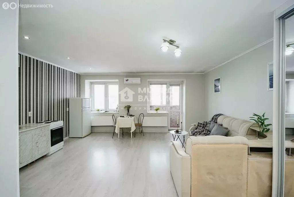 1-комнатная квартира: Омск, Харьковская улица, 27/1 (38.7 м) - Фото 2