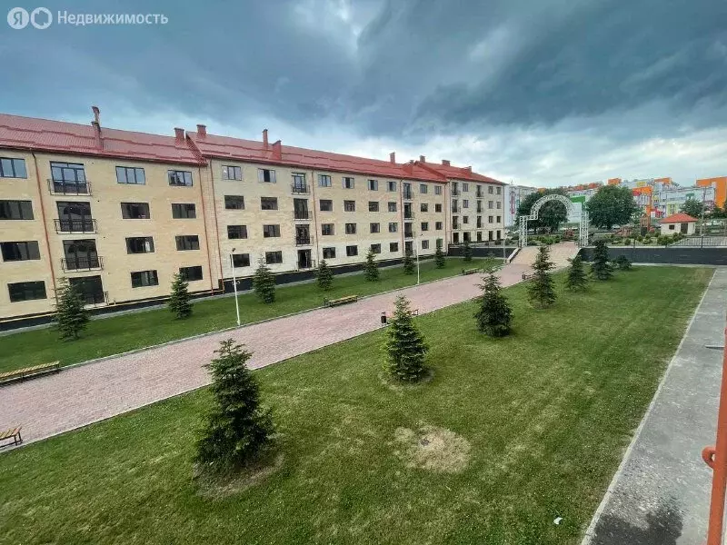 3-комнатная квартира: Нальчик, улица Шогенова, 55к55 (91 м) - Фото 1