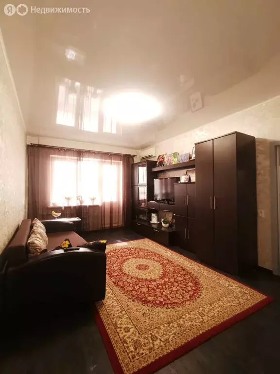 3-комнатная квартира: Астрахань, улица Куликова, 79к2 (69.4 м) - Фото 1