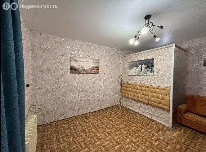 3-комнатная квартира: Киров, Уральская улица, 4 (57.6 м) - Фото 1