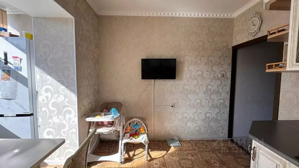 2-к кв. Саха (Якутия), Нерюнгри ул. Аммосова, 2 (60.5 м) - Фото 1