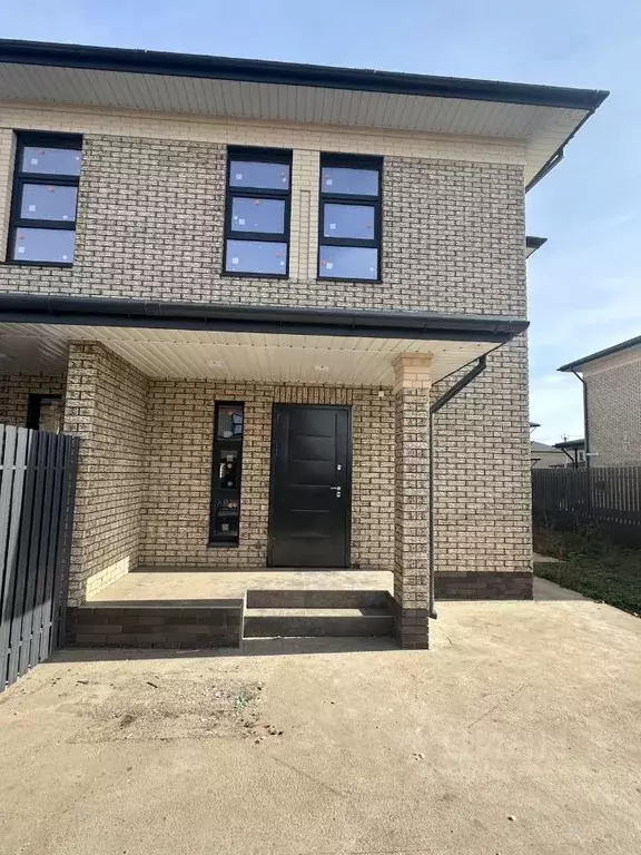 Таунхаус в Оренбургская область, Оренбургский район, с. Ивановка ул. ... - Фото 1