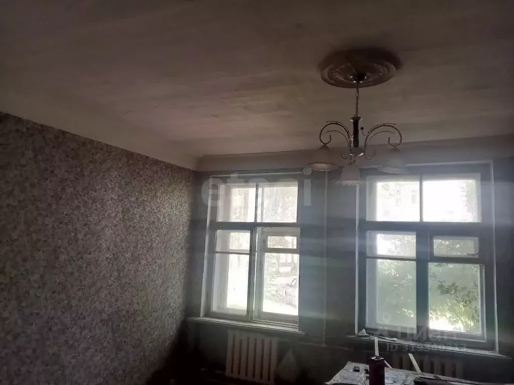 3-к кв. Псковская область, Остров ул. ДОС, 8 (99.1 м) - Фото 1