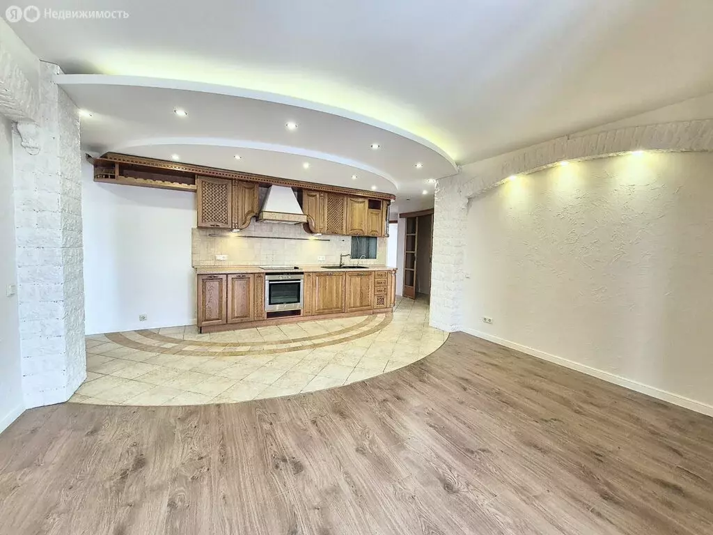 4-комнатная квартира: Санкт-Петербург, Ленинский проспект, 97к1 ... - Фото 1