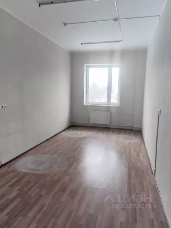 Офис в Московская область, Одинцовский городской округ, д. Малые ... - Фото 2