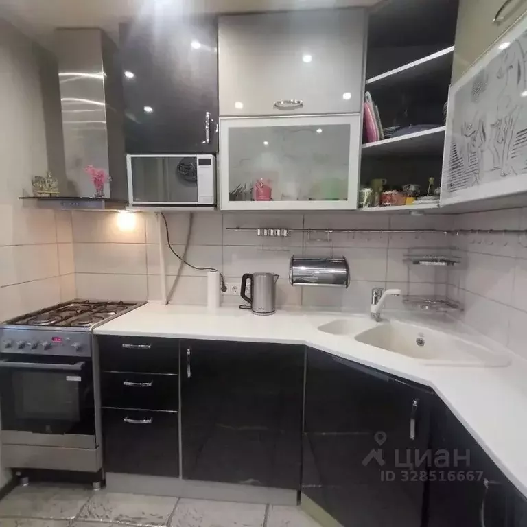 2-к кв. Москва ул. Зои и Александра Космодемьянских, 7К4 (65.0 м) - Фото 2