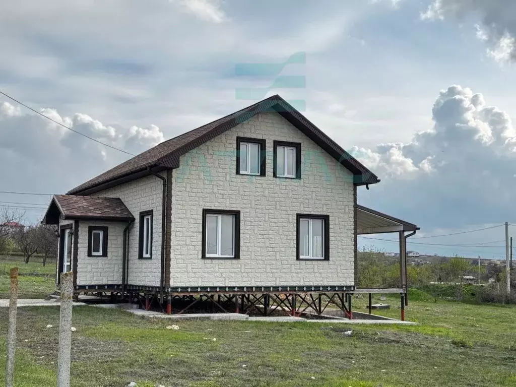 Дом в Крым, Симферопольский район, Трудовское с/пос, Бытовик-Северный ... - Фото 1