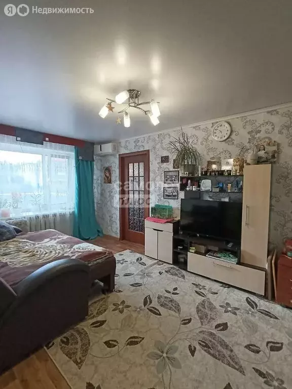 3-комнатная квартира: Ишим, улица Карла Маркса, 57 (42 м) - Фото 0
