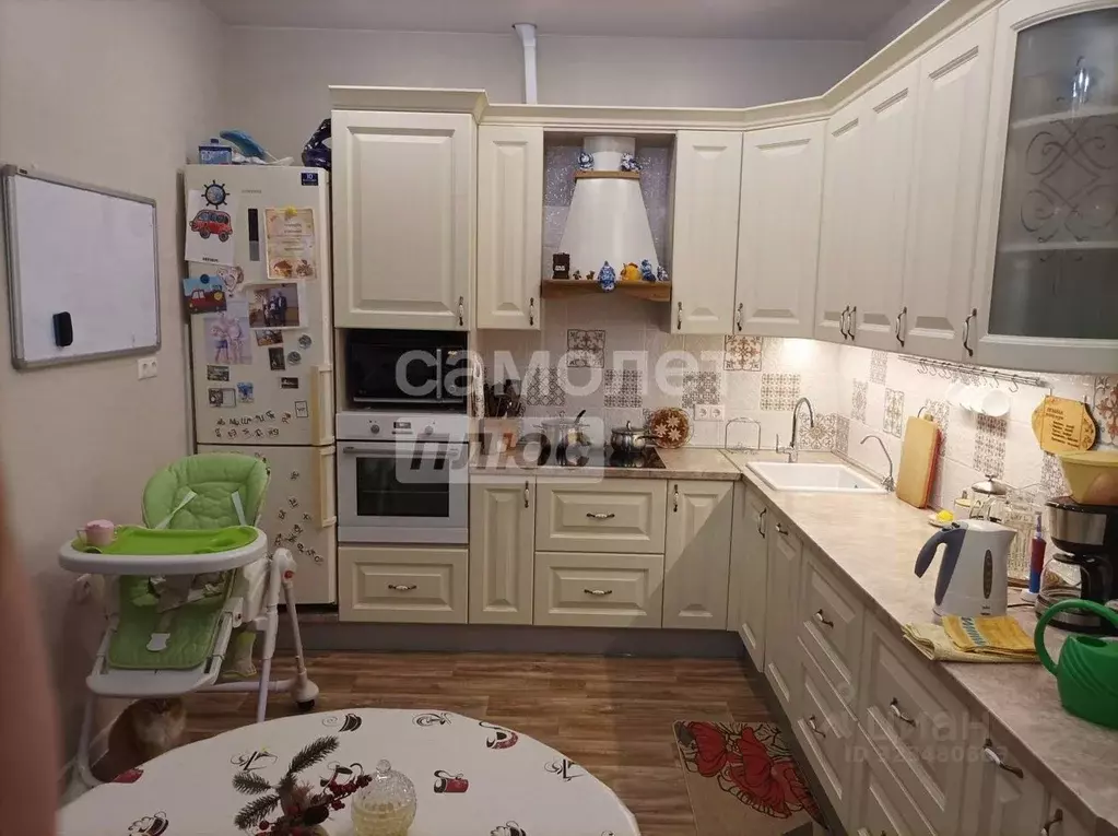 2-к кв. Ханты-Мансийский АО, Сургут наб. Ивана Кайдалова, 28/1 (63.3 ... - Фото 2