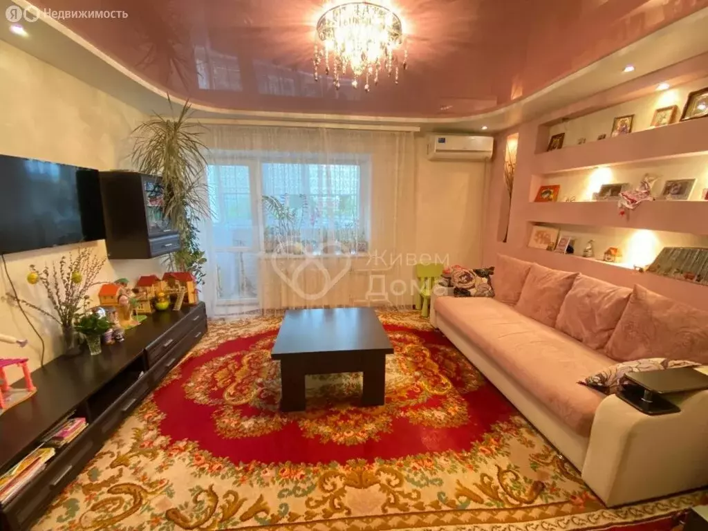 2-комнатная квартира: Волгоград, улица Балакирева, 2 (63.6 м) - Фото 0