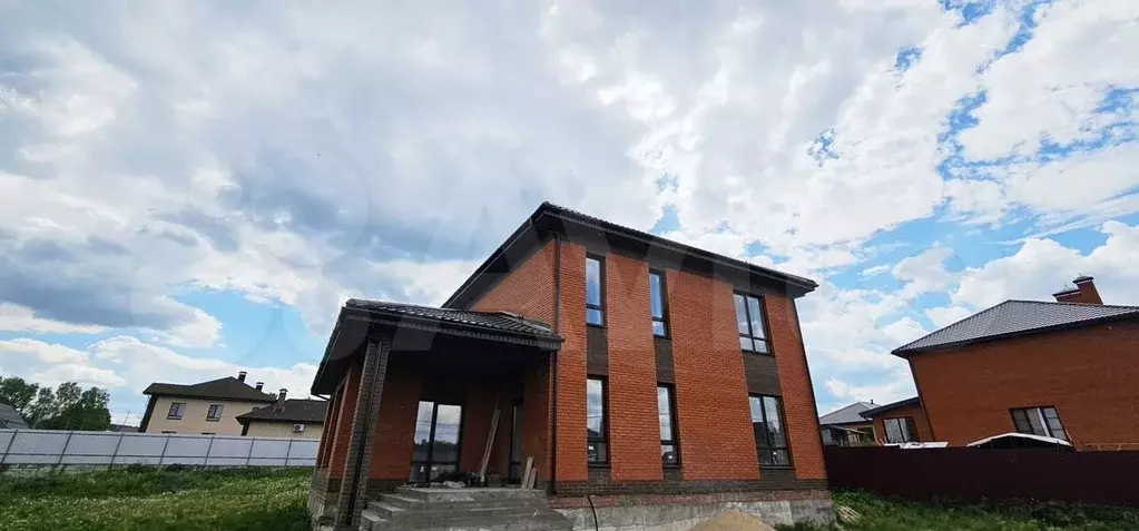 Дом 186,3 м на участке 13,7 сот. - Фото 1