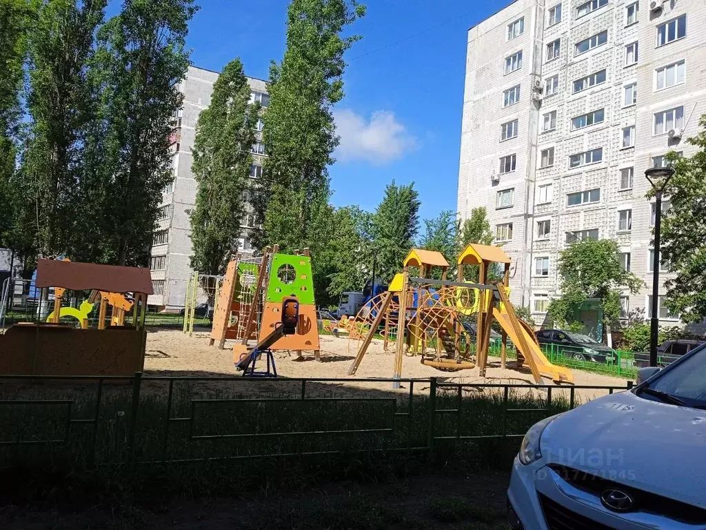 2-к кв. Белгородская область, Старый Оскол Олимпийский мкр, 60 (52.0 ... - Фото 0