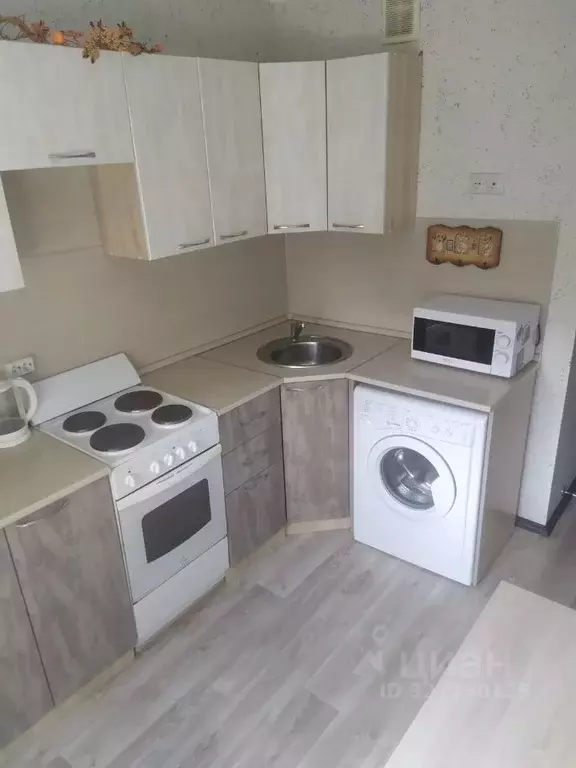 1-к кв. Самарская область, Тольятти 10-й кв-л, бул. Луначарского, 3 ... - Фото 1