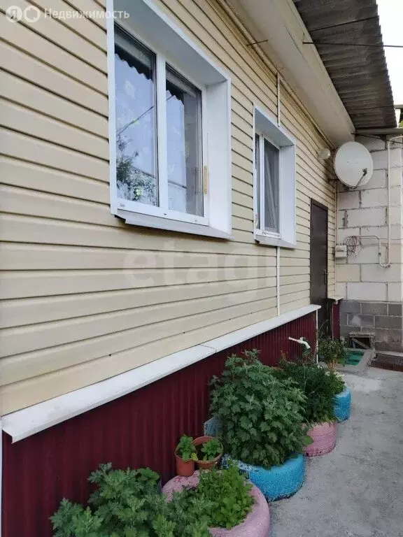 3-комнатная квартира: Новый Оскол, Пролетарская улица, 2 (60.1 м) - Фото 1