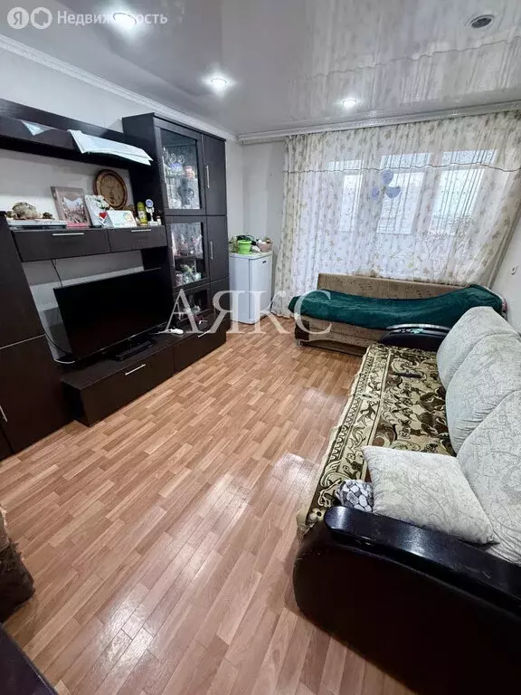3-комнатная квартира: Ишимбай, улица Губкина, 104 (60.7 м) - Фото 0