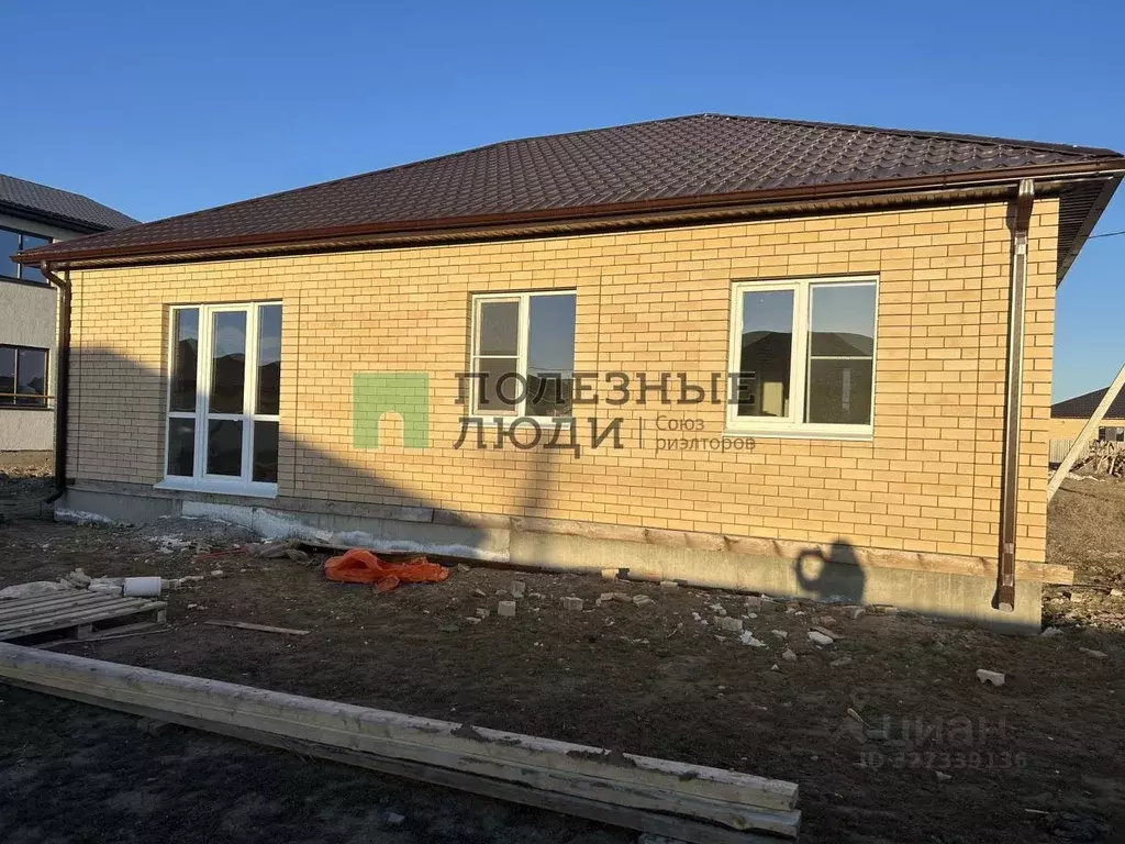 Дом в Астраханская область, Приволжский район, с. Началово, Загородный ... - Фото 1