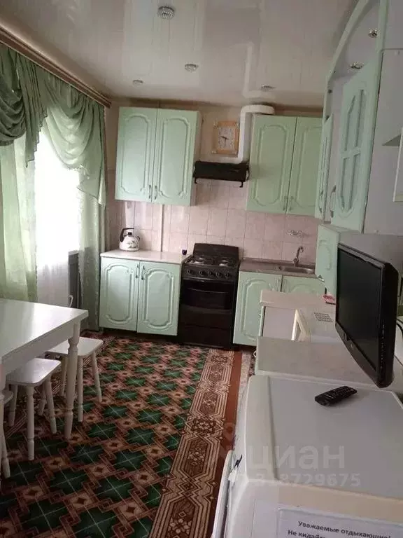 2-к кв. Алтайский край, Яровое ул. 40 лет Октября, 10 (51.0 м) - Фото 0