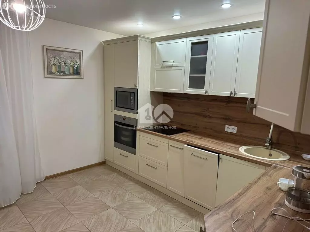 3-комнатная квартира: Маслянино, Коммунистическая улица, 13 (82.6 м) - Фото 1