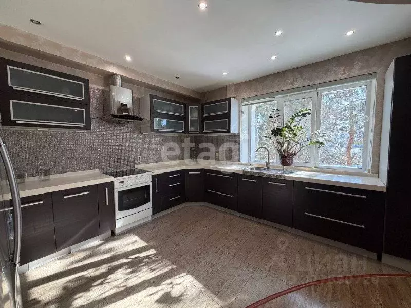 4-к кв. Амурская область, Белогорск Вольный пер., 9 (125.4 м) - Фото 2